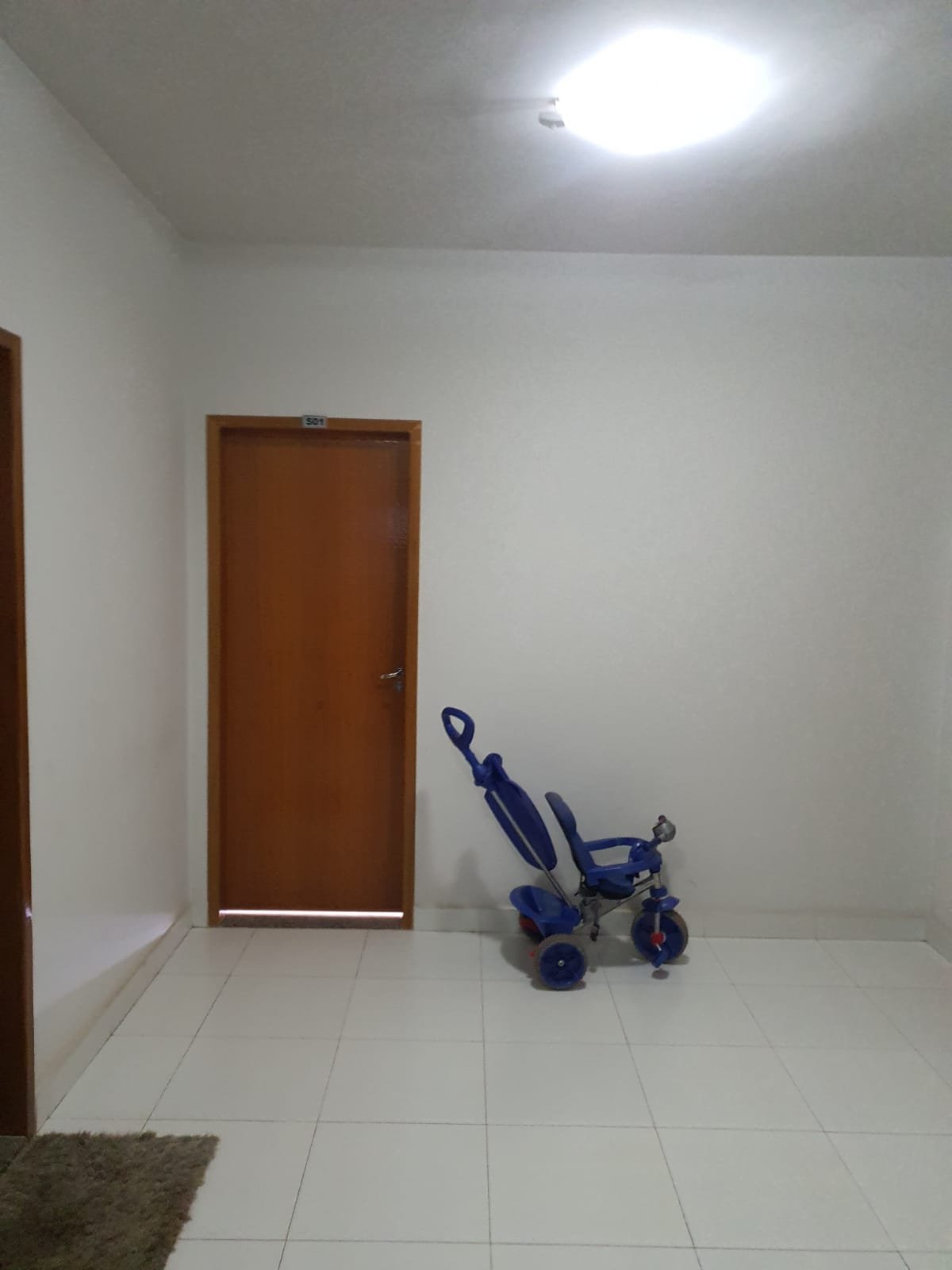 Amplo Apartamento a venda .