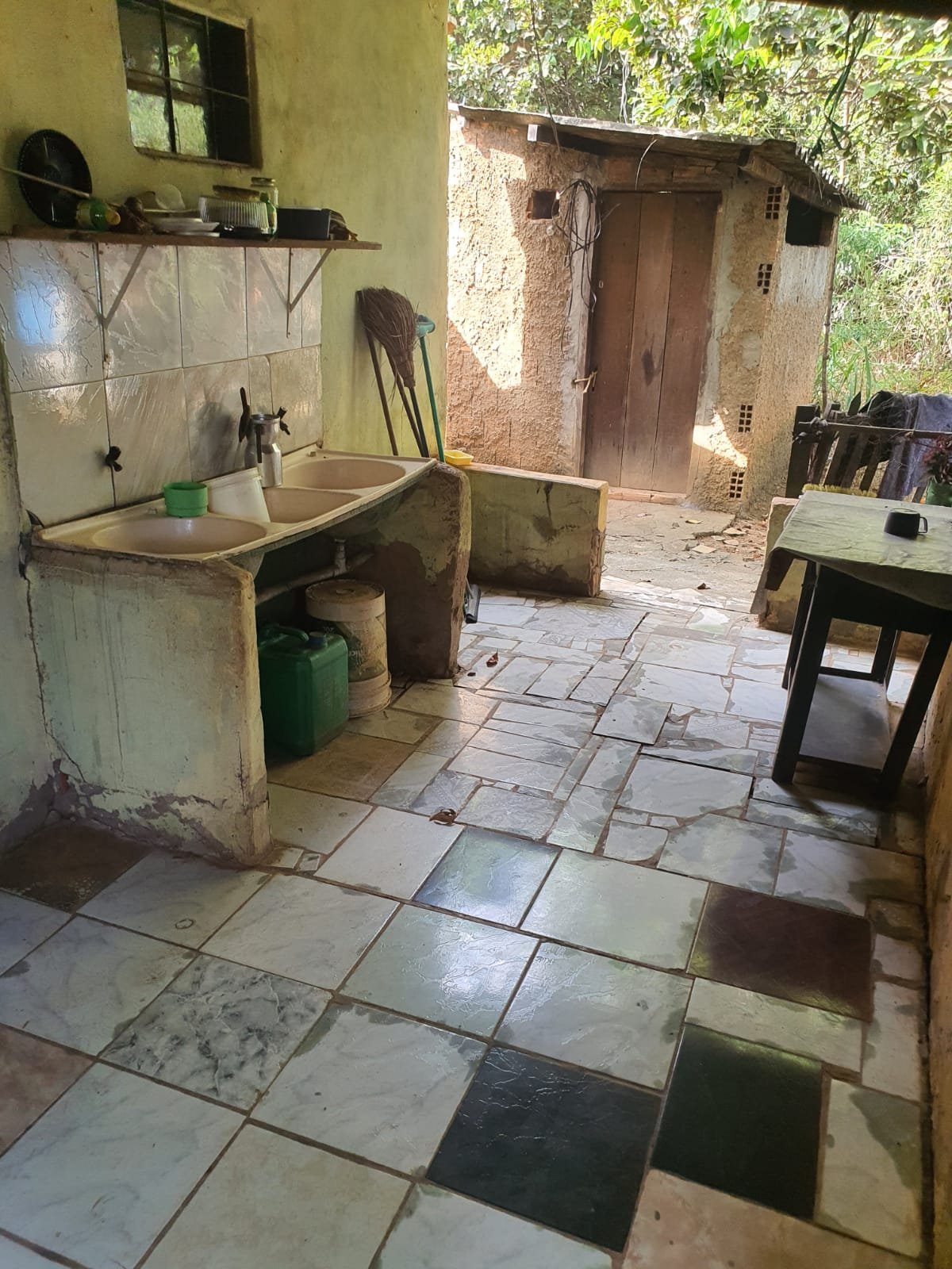 Chácara com 2.080 mtrs a venda