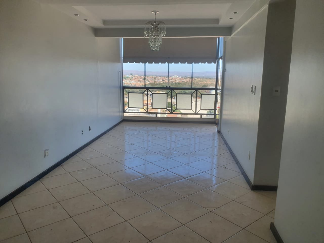 Excelente Apartamento para Locação.