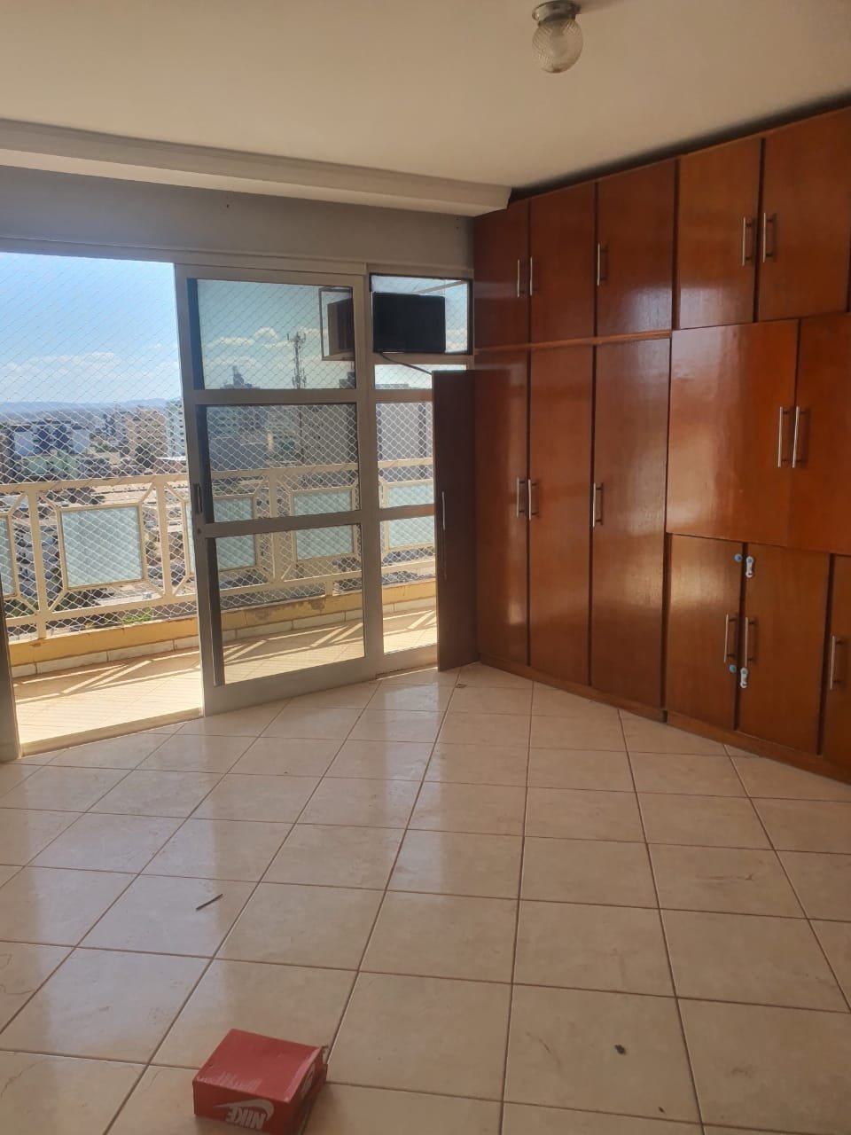 Excelente Apartamento para Locação.