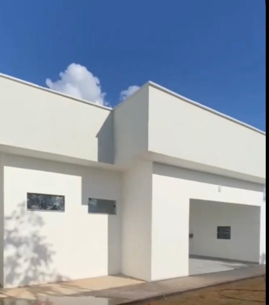 Casa a Venda .(Em Condomínio)