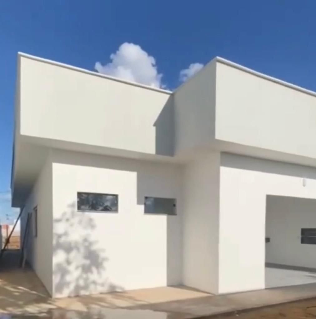 Casa a Venda .(Em Condomínio)