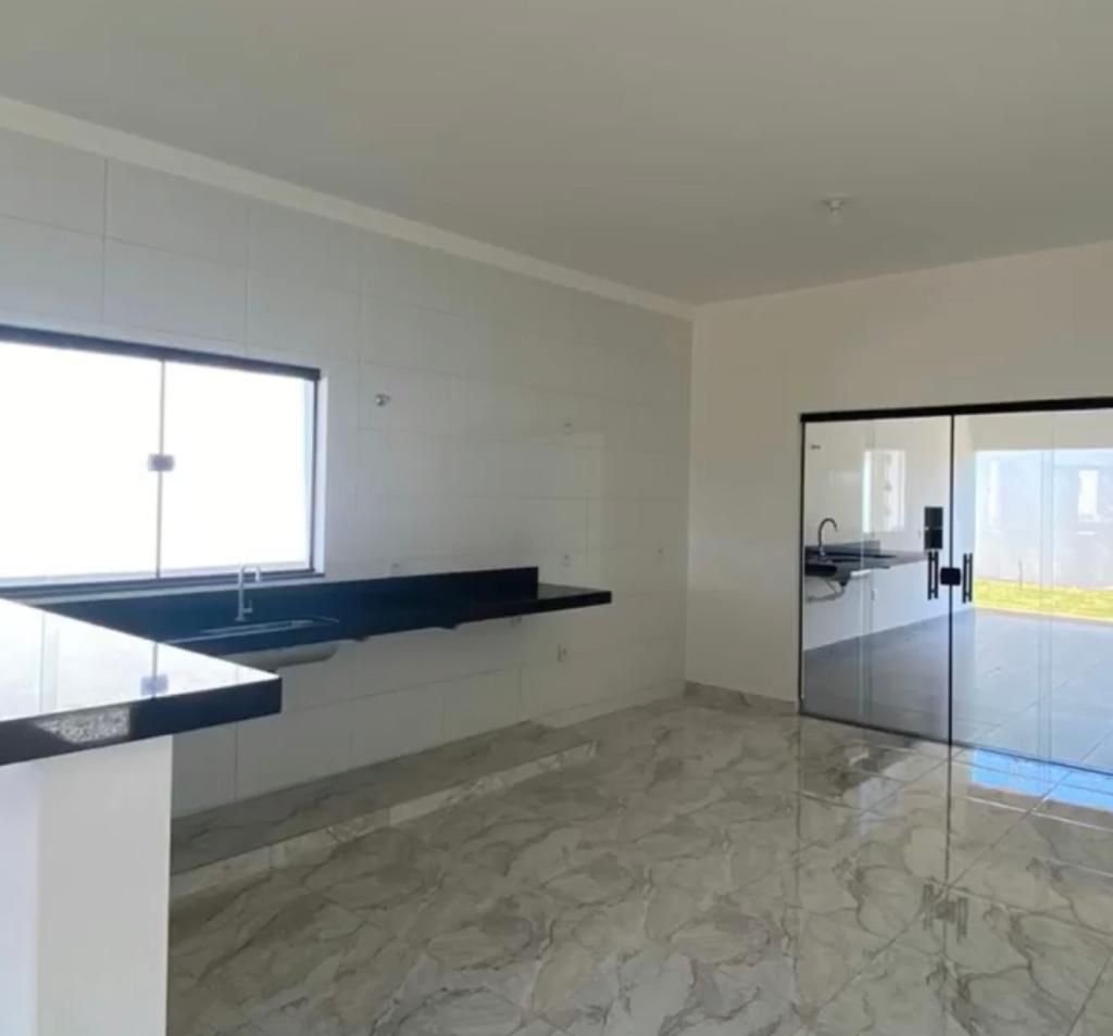 Casa a Venda .(Em Condomínio)