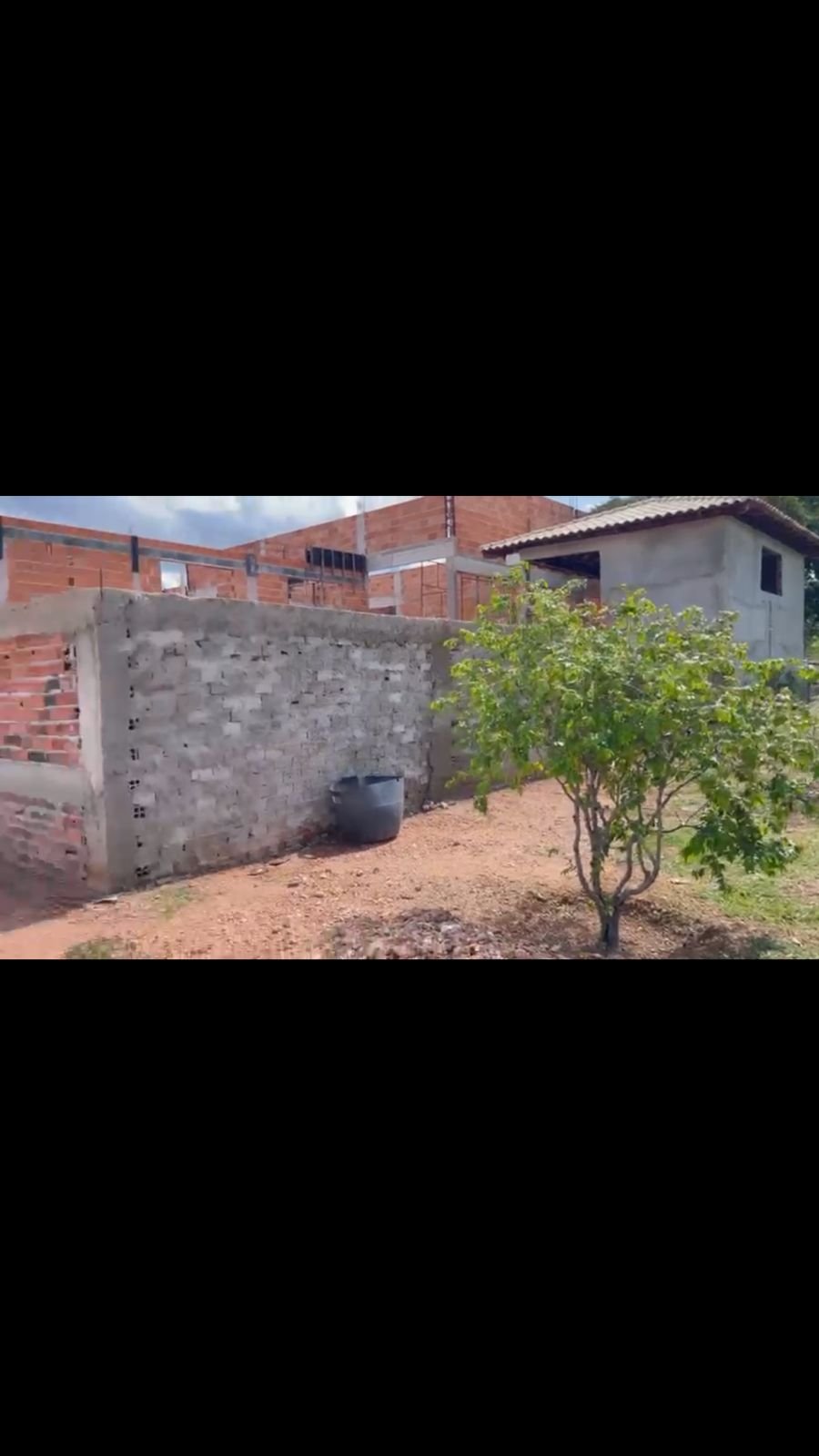 Sitio a Venda a 12 km de Unaí e 8 km do bairro Riviera Park