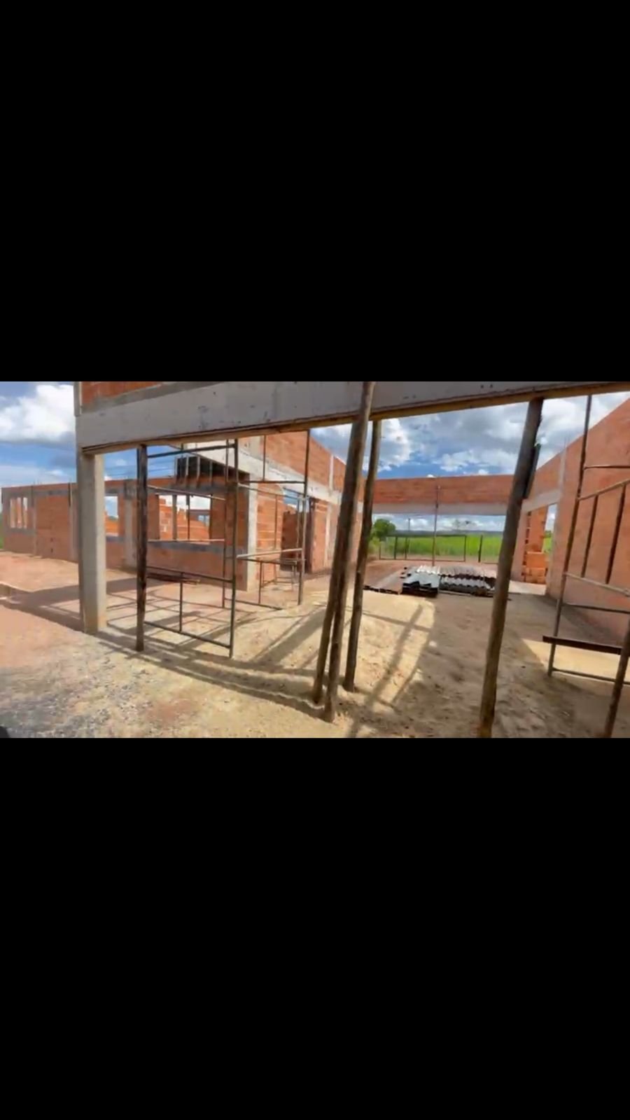 Sitio a Venda a 12 km de Unaí e 8 km do bairro Riviera Park