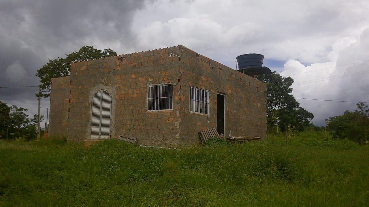 Chacara disponivel para venda ou troca em casa em Unai