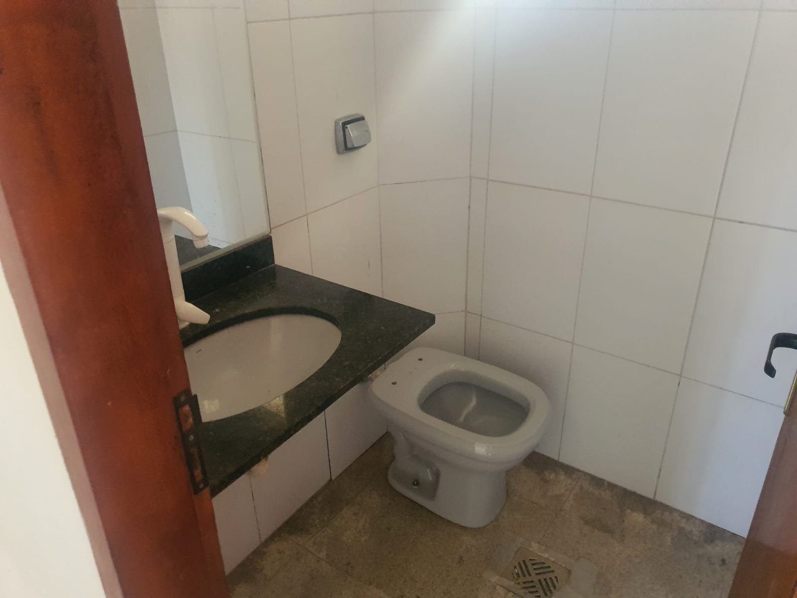 Sobrado disponivel para locação.