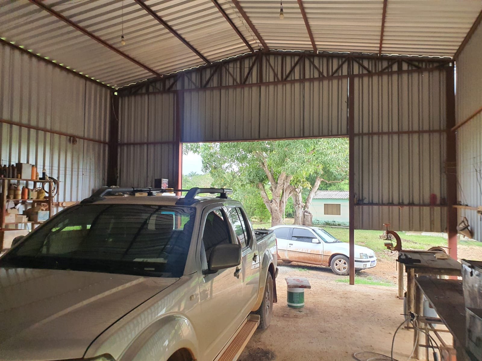 Fazenda à venda.