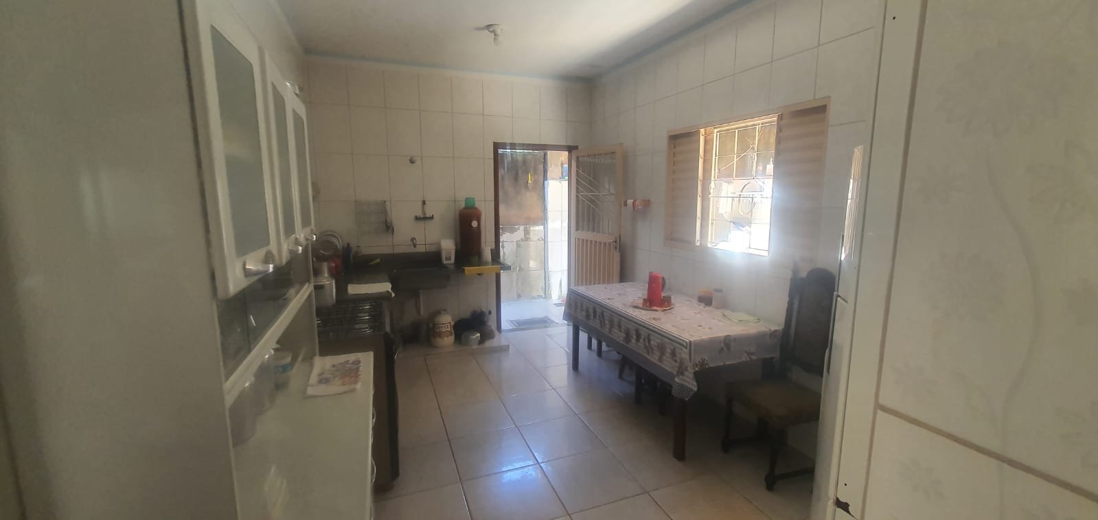 Terreno a venda ja com um apartamento, e estrutura para mais 10 andares